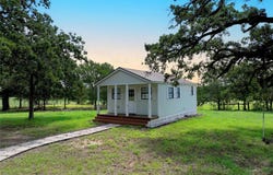 141 Grassyville RD, Paige, TX 78659