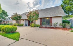 1905 Wimbledon Drive, Arlington, TX 76017
