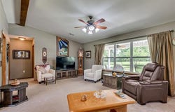 29630 Parkwood Road, McLoud, OK 74857