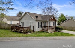 134 W Newberry Drive, Fletcher, NC 28732