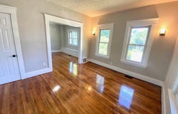 1919 N East Street, Lansing, MI 48906