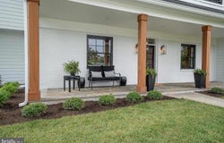 427 SCHOOL LN, WAYNE, PA 19087
