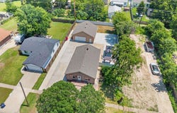 1832 S Ellis St, Wichita, KS 67211