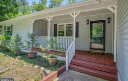 290 HARTLAKE DR, FREDERICKSBURG, VA 22406