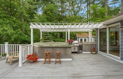 11 Farrwood Dr, Andover, MA 01810