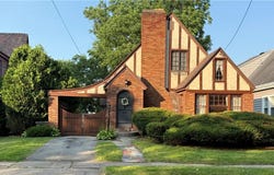 11 Brookline Drive, Utica, NY 13501