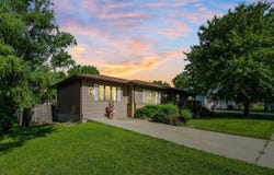 2004 12th Street, Eldora, IA 50627