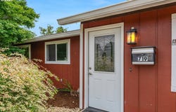 719 S CHEHALEM ST, Newberg, OR 97132