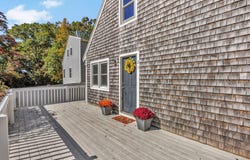 21 Nohono Road, Mashpee, MA 02649