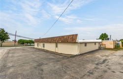 902 W Liberty Drive, Liberty, MO 64068