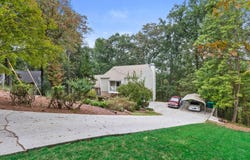 4513 Rivercliff, Lilburn, GA 30047