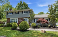 1 GALSTON Drive, PRINCETON JUNCTION, NJ 08550