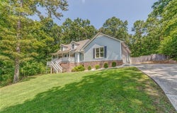22 Timberwood Drive SE, Silver Creek, GA 30173