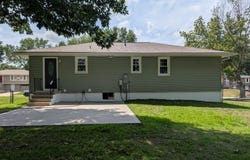2205 S Owing Street, Oak Grove, MO 64075