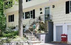 33 Brooksyde Ave, Ringwood Boro, NJ 07456-2135