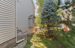 1517 Deerwood Bend, Eagan, MN 55122
