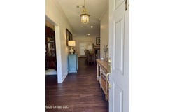 13 Sara Lane, Natchez, MS 39120