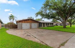 1015 Fairway Drive, Edinburg, TX 78539