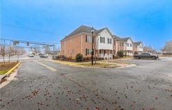15661 Warwick Boulevard, Newport News, VA 23608