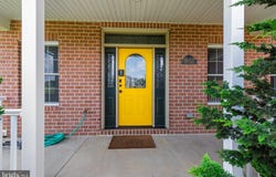 1852 CARRERA DRIVE, CHAMBERSBURG, PA 17202