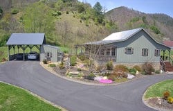 4300 Roan Creek Road, Mountain City, TN 37683