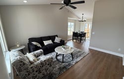 102 E Poplar Court, Goddard, KS 67052