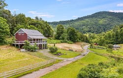 25 Frannys Farm Road, Leicester, NC 28748
