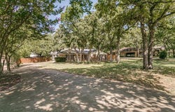3910 Kelsey Court, Grapevine, TX 76051