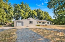 148 White Street, Farmington, AR 72730