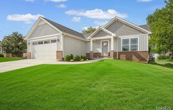 403 Briarcliff Drive, Waterloo, IL 62298