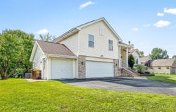 4549 Hilltop, LOVES PARK, IL 61111