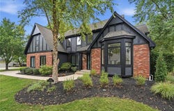 3353 W 129th Terrace, Leawood, KS 66209