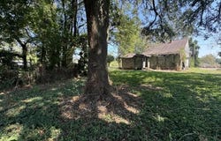 1204 S La Hwy 1, Donaldsonville, LA 70346
