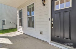 59 Thornberry Road, Hendersonville, NC 28792
