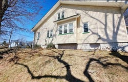 435 Broughton Ave, Bloomfield Twp., NJ 07003-4232