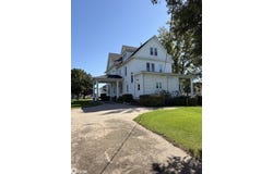 406 Jackson Street, Brooklyn, IA 52211