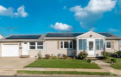 2 Hilltop Avenue, Sayreville, NJ 08879
