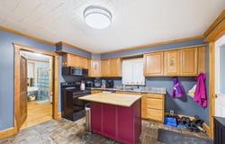 39 Park Street, Caribou, ME 04736