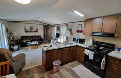 414 Young Dr, Geff, IL 62842