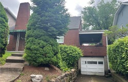 414 Argonne Dr, New Kensington, PA 15068