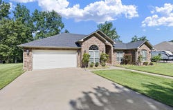 Russellville, AR 72801