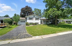 454 Ridgedale Drive N, Worthington, OH 43085