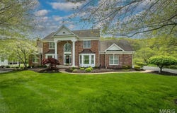 1417 Wheatfield Lane, St Albans, MO 63073