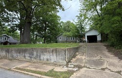645 N 9th Street, Poplar Bluff, MO 63901