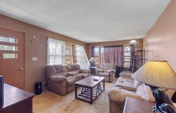 9332 Skyline Dr, Allenton, WI 53002