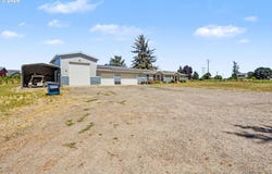 2999 BUENA CREST Ln NE, Salem, OR 97303