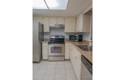 63 Douglas Street unit: 11, Homosassa, FL 34446