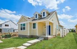 171 Cider Creek Dr, Elgin, TX 78621