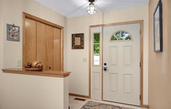 4036 Hampshire Avenue N, Crystal, MN 55427