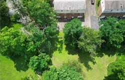 372-374 Sunset Rd, McCandless, PA 15237